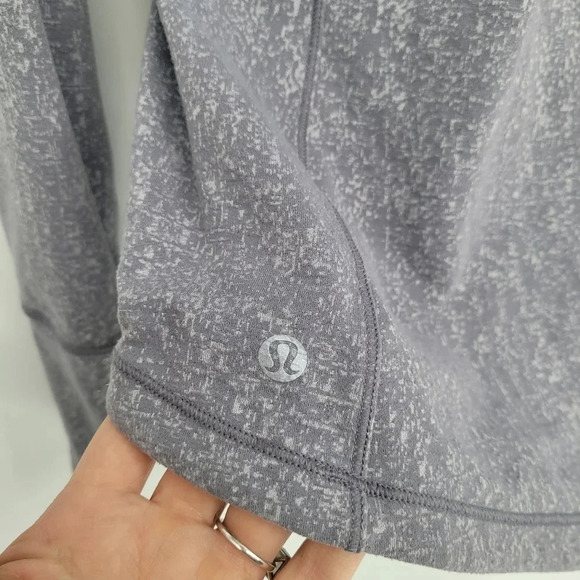 Lululemon lost in pace long sleeve shirt size 6 - Picture 4 of 10